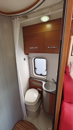 фото Adria Twin 640 SHX