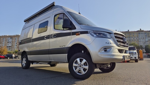 фото Hymer Grand Canyon S Crossover