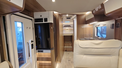 фото HYMER B-Class MC T 680