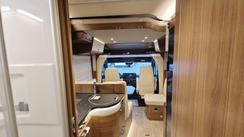 фото HYMER B-Class MC T 680