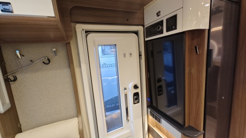 фото HYMER B-Class MC T 680