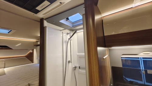 фото HYMER B-Class MC T 680